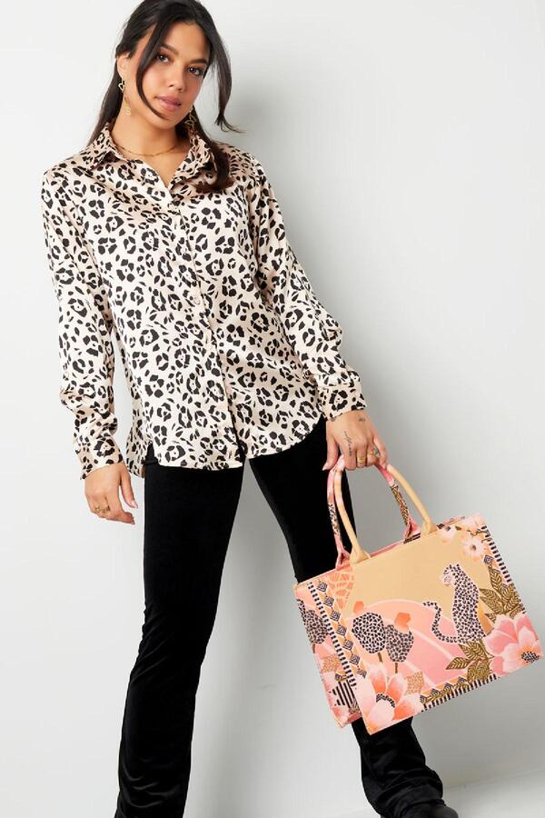 Shopper leopardo con flor mediano